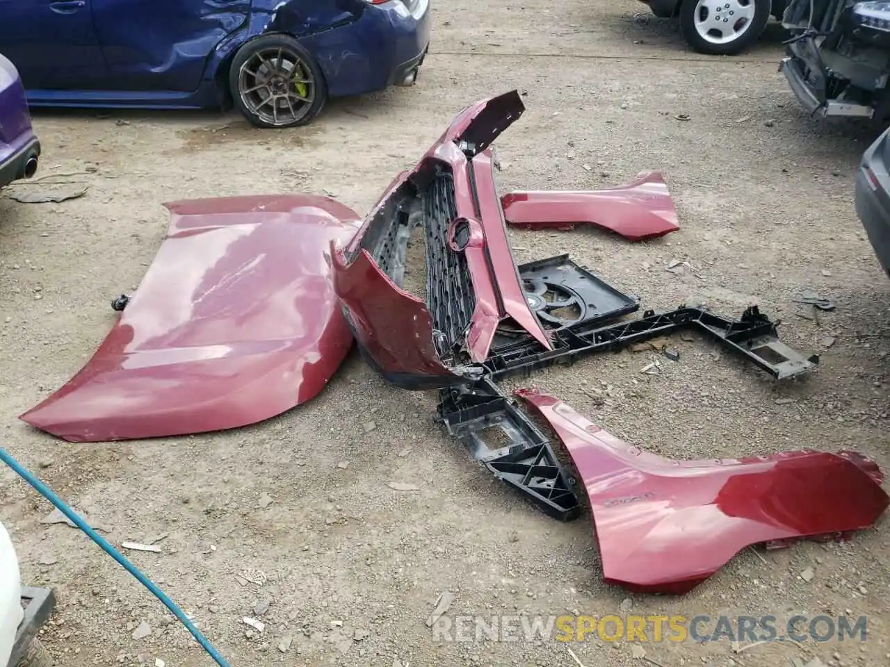 9 Photograph of a damaged car 2T3RWRFV9LW094568 TOYOTA RAV4 2020