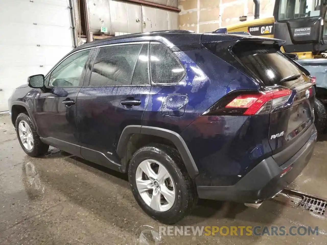 2 Photograph of a damaged car 2T3RWRFV9LW096109 TOYOTA RAV4 2020