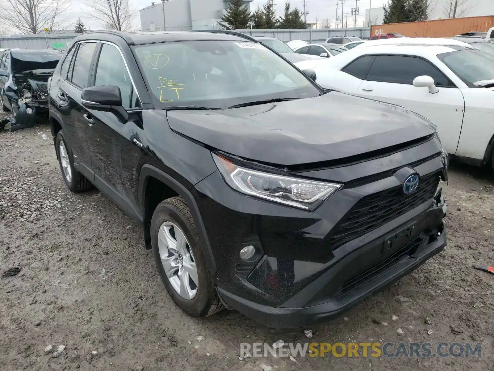 1 Photograph of a damaged car 2T3RWRFV9LW098863 TOYOTA RAV4 2020