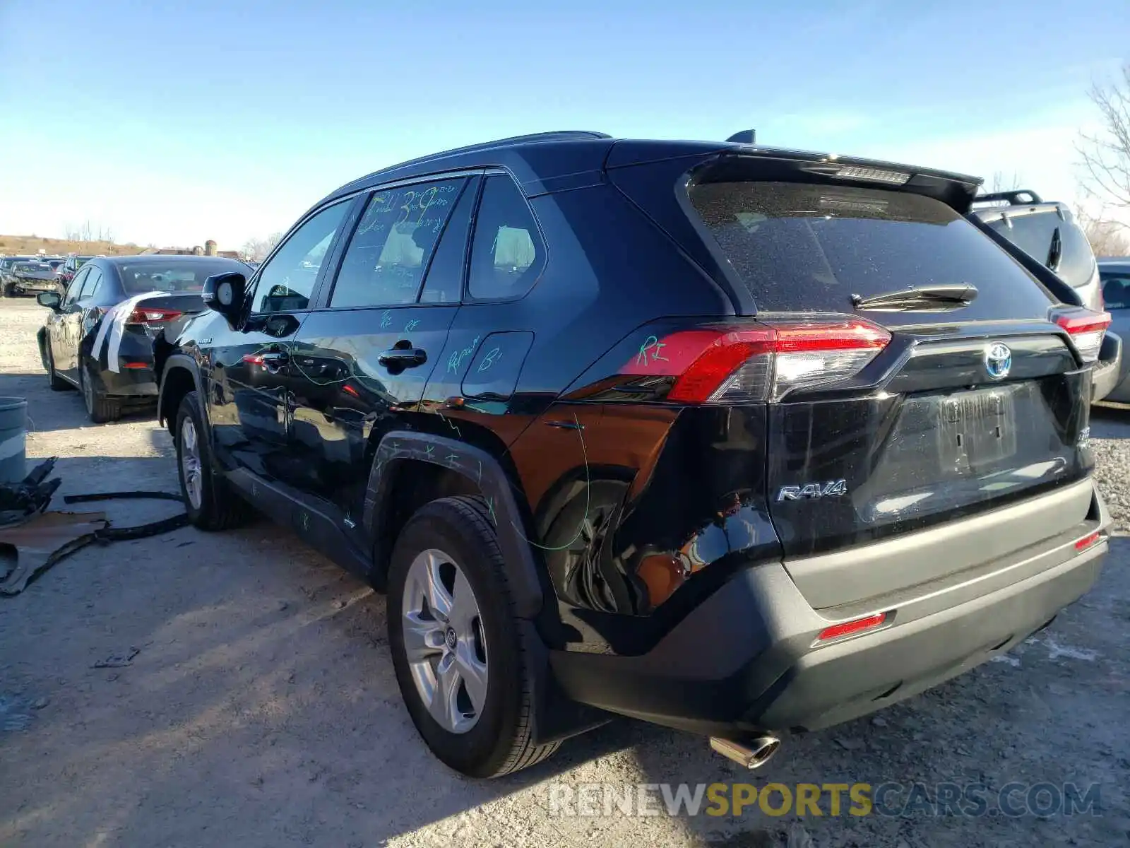 3 Photograph of a damaged car 2T3RWRFV9LW102295 TOYOTA RAV4 2020