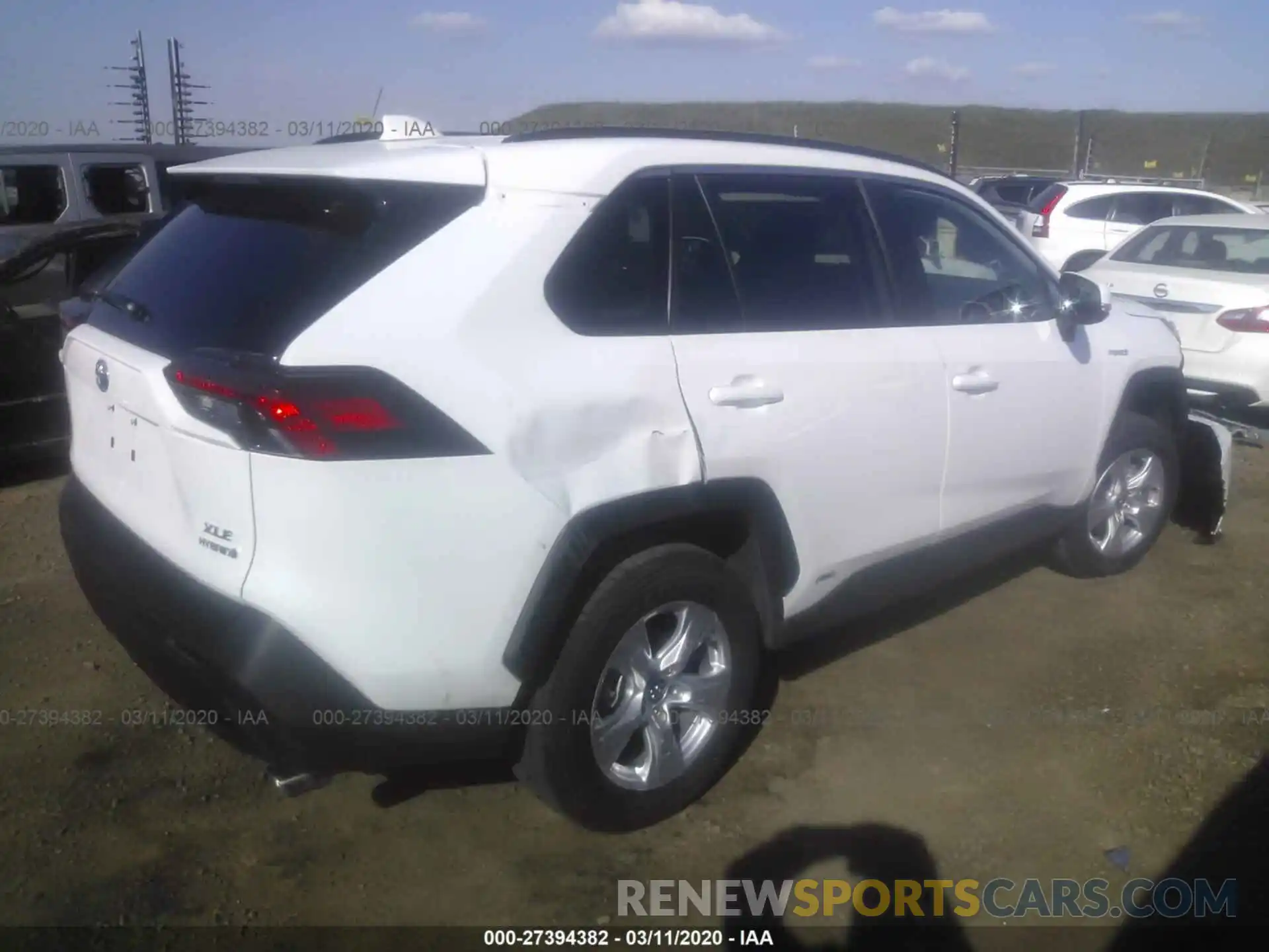 4 Photograph of a damaged car 2T3RWRFVXLW054824 TOYOTA RAV4 2020