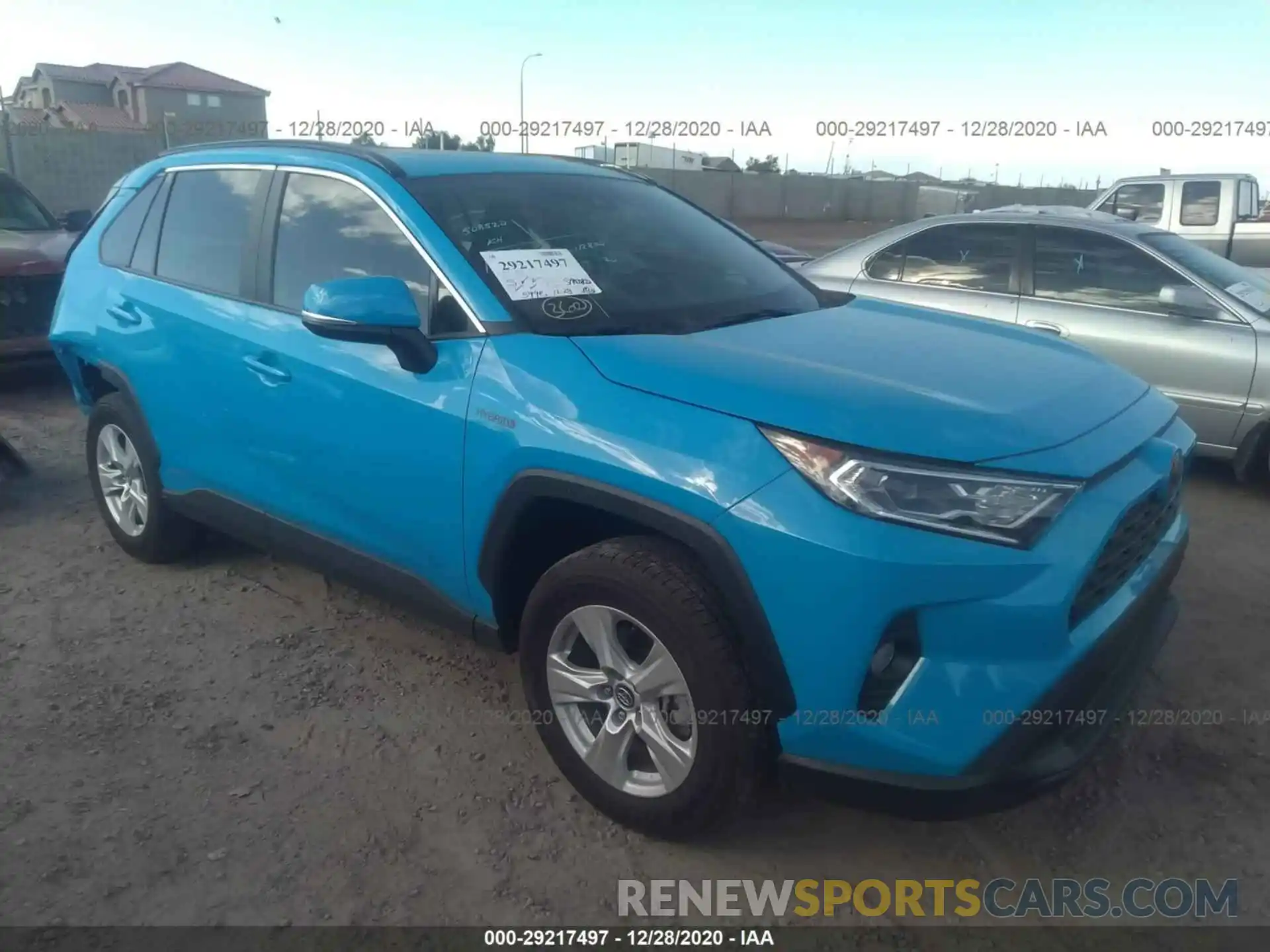 1 Фотография поврежденного автомобиля 2T3RWRFVXLW060249 TOYOTA RAV4 2020