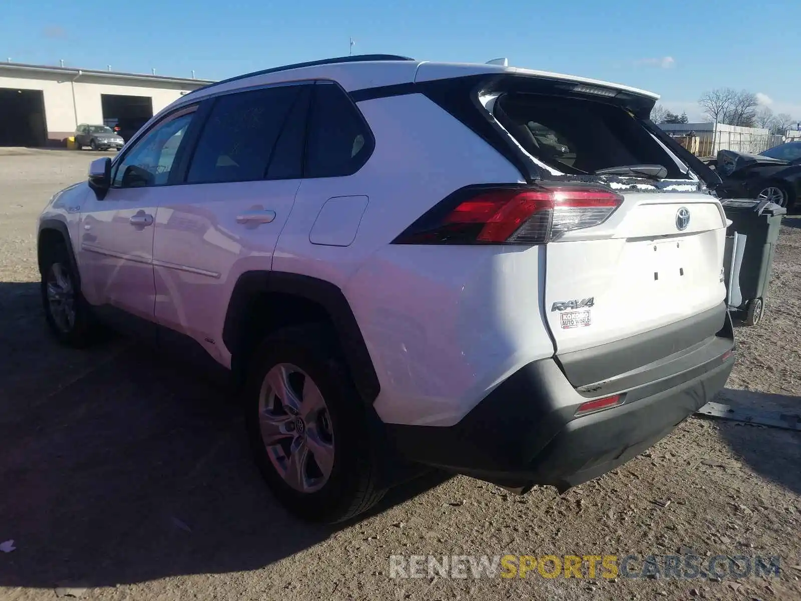 3 Photograph of a damaged car 2T3RWRFVXLW079898 TOYOTA RAV4 2020