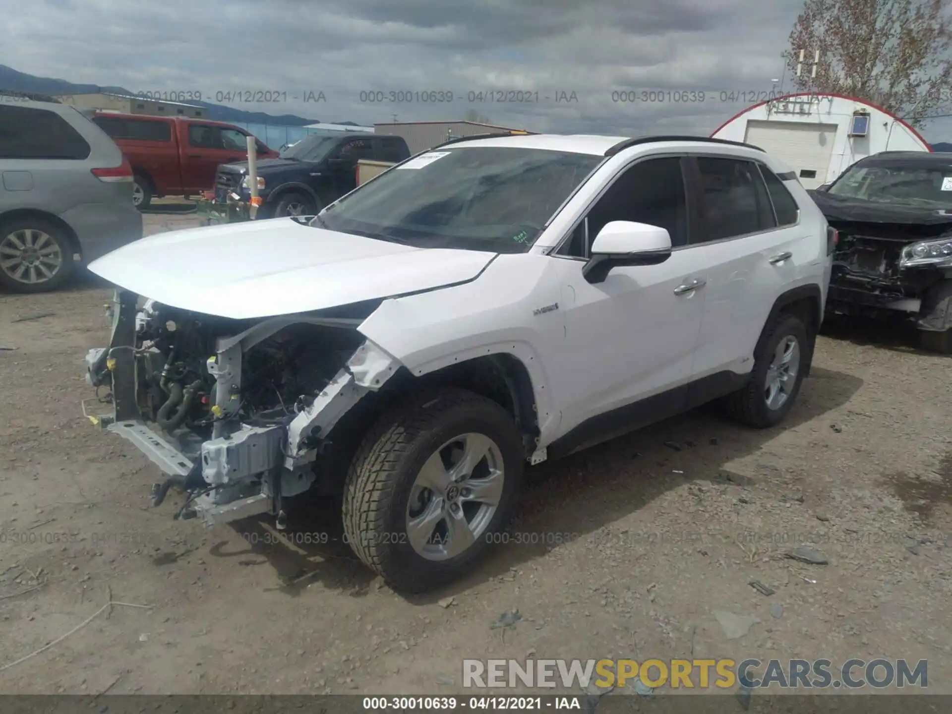 2 Фотография поврежденного автомобиля 2T3RWRFVXLW081442 TOYOTA RAV4 2020