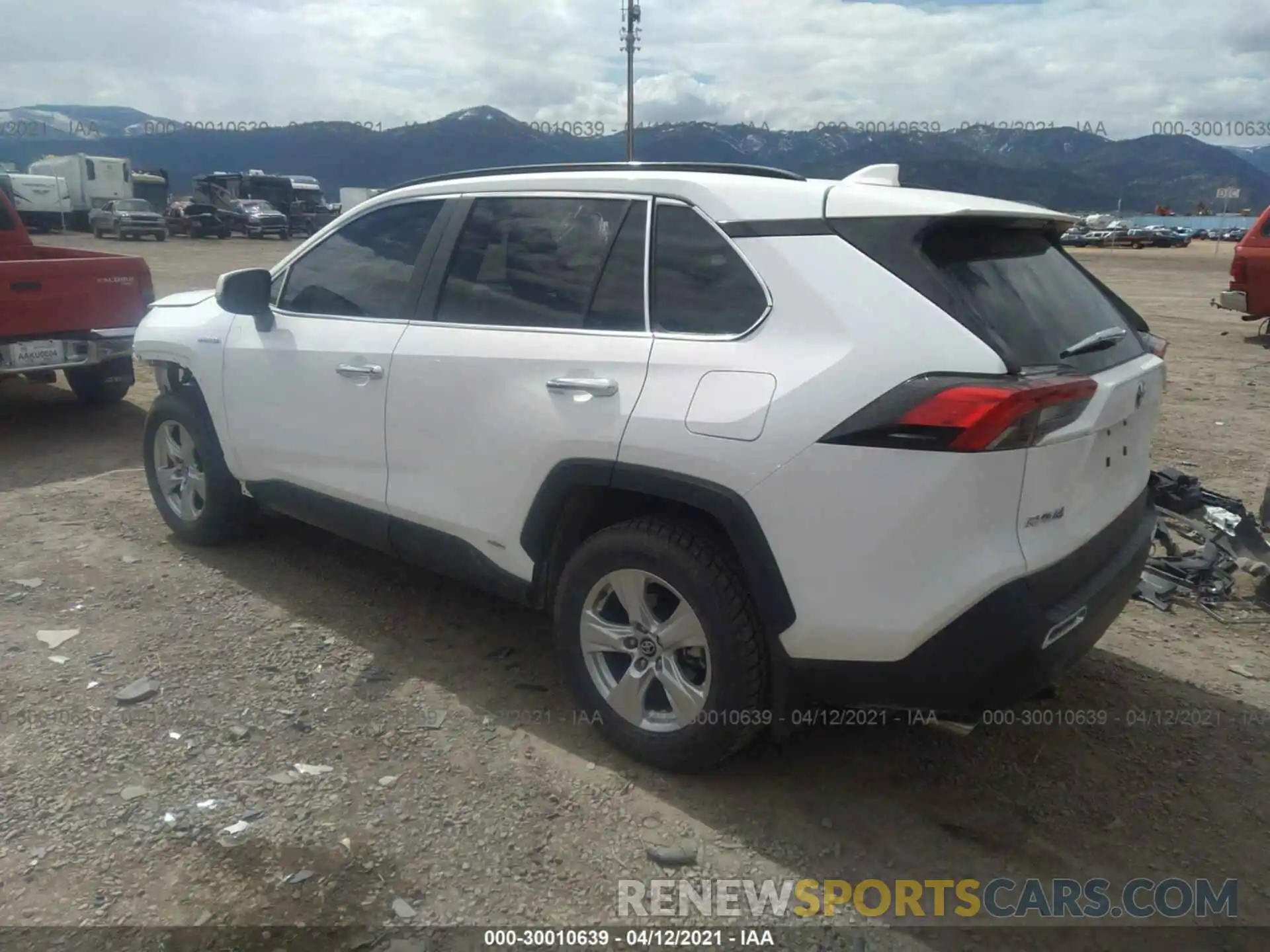 3 Фотография поврежденного автомобиля 2T3RWRFVXLW081442 TOYOTA RAV4 2020