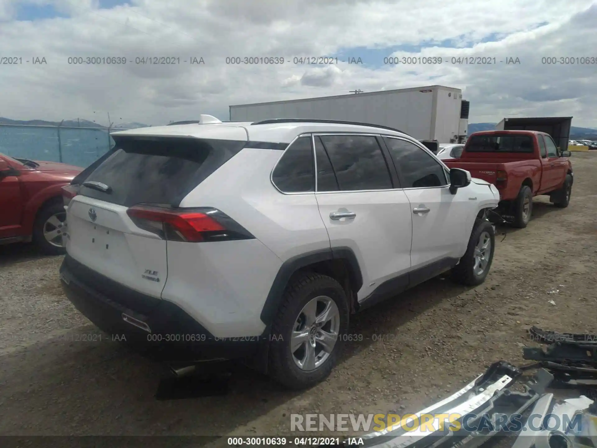 4 Фотография поврежденного автомобиля 2T3RWRFVXLW081442 TOYOTA RAV4 2020