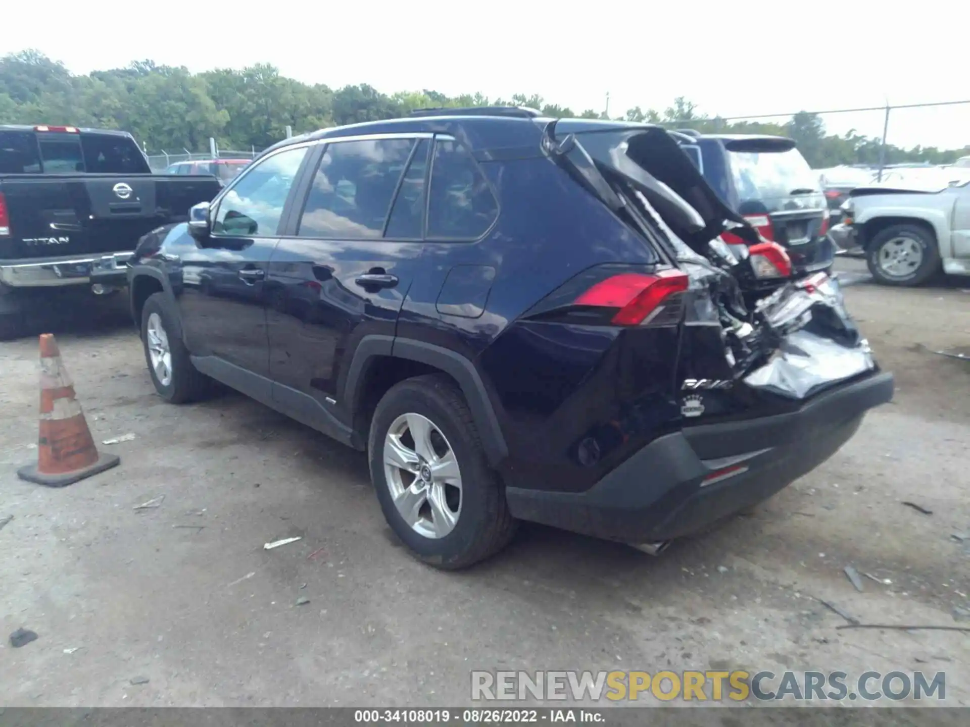 3 Photograph of a damaged car 2T3RWRFVXLW091498 TOYOTA RAV4 2020