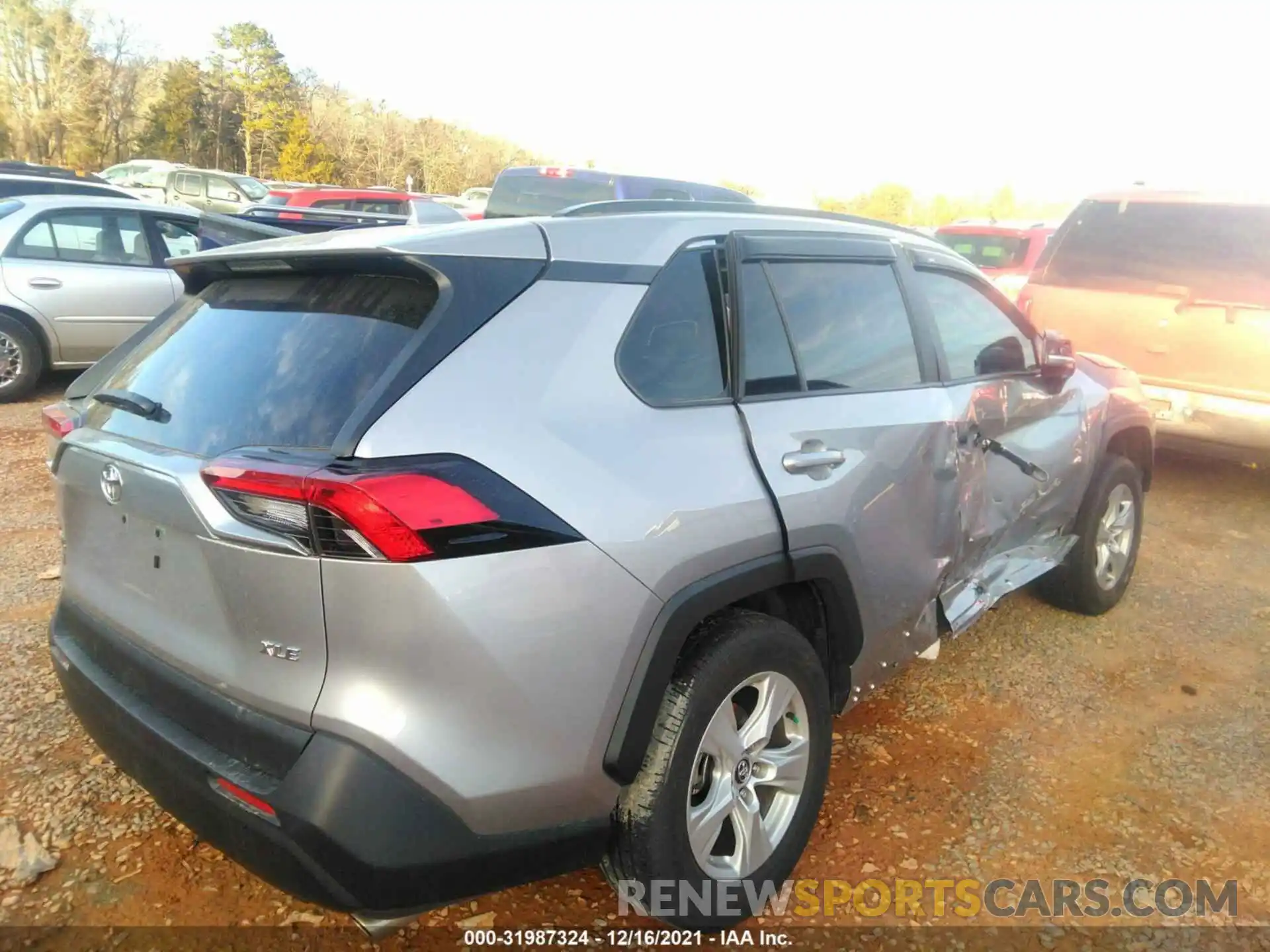 4 Photograph of a damaged car 2T3W1RFV0LC034052 TOYOTA RAV4 2020