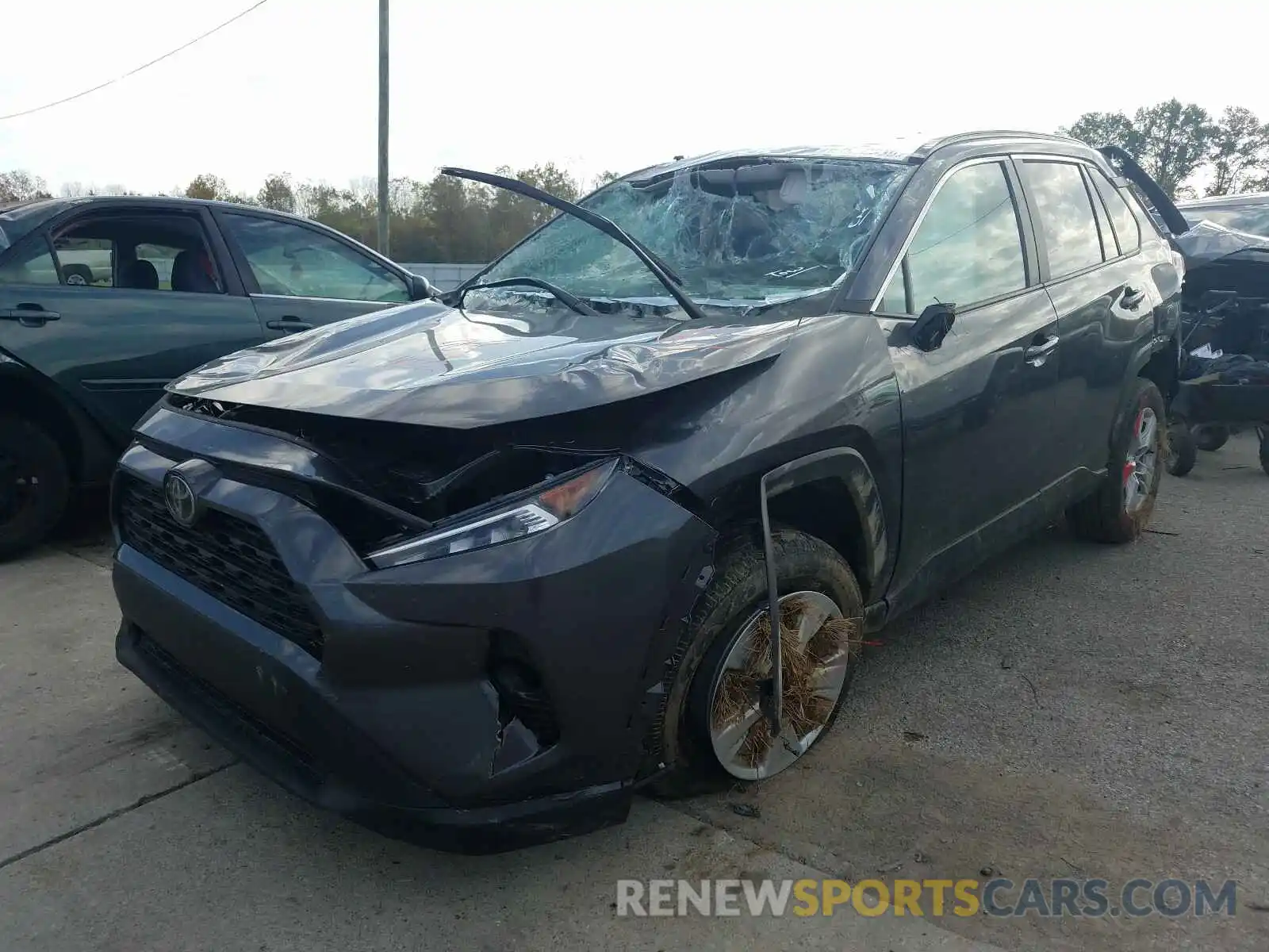 2 Photograph of a damaged car 2T3W1RFV0LC036383 TOYOTA RAV4 2020