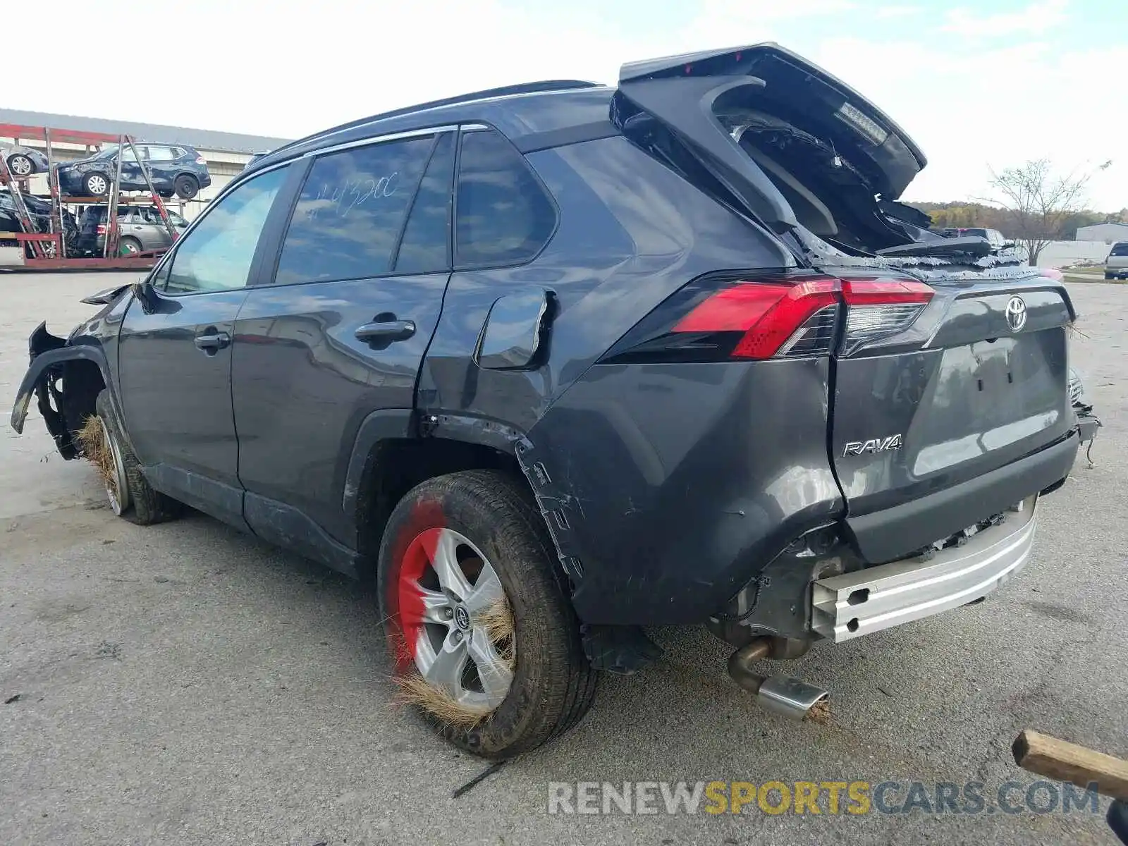 3 Photograph of a damaged car 2T3W1RFV0LC036383 TOYOTA RAV4 2020