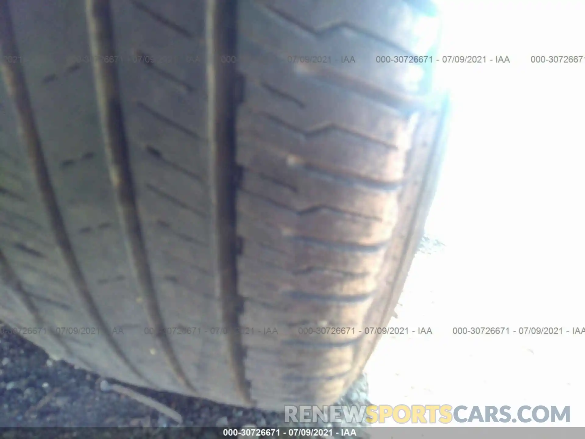 16 Фотография поврежденного автомобиля 2T3W1RFV0LC044273 TOYOTA RAV4 2020