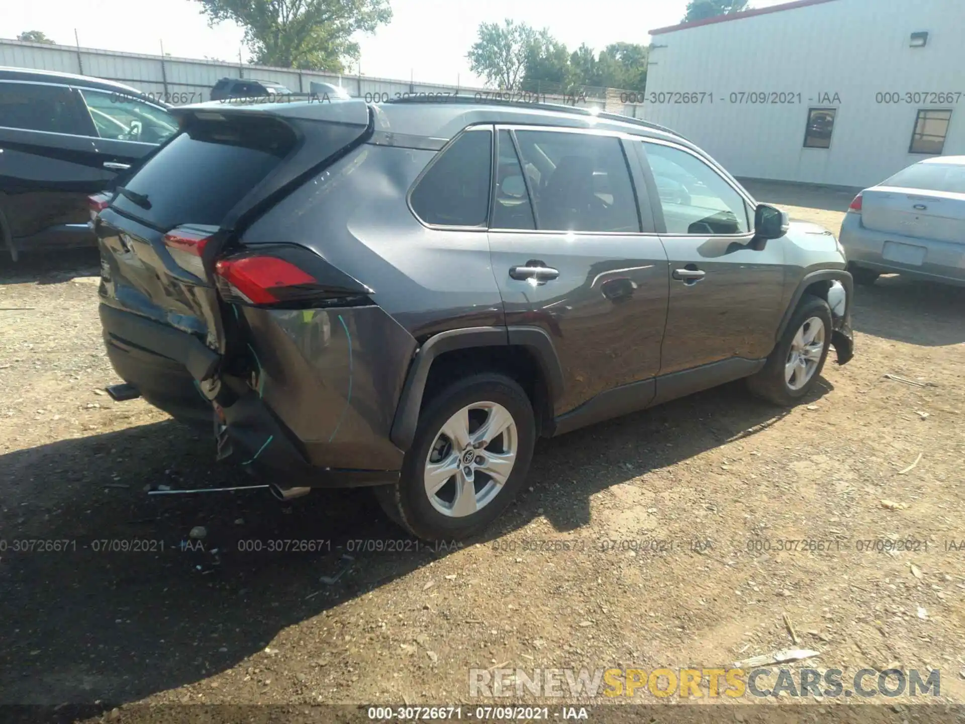 4 Photograph of a damaged car 2T3W1RFV0LC044273 TOYOTA RAV4 2020