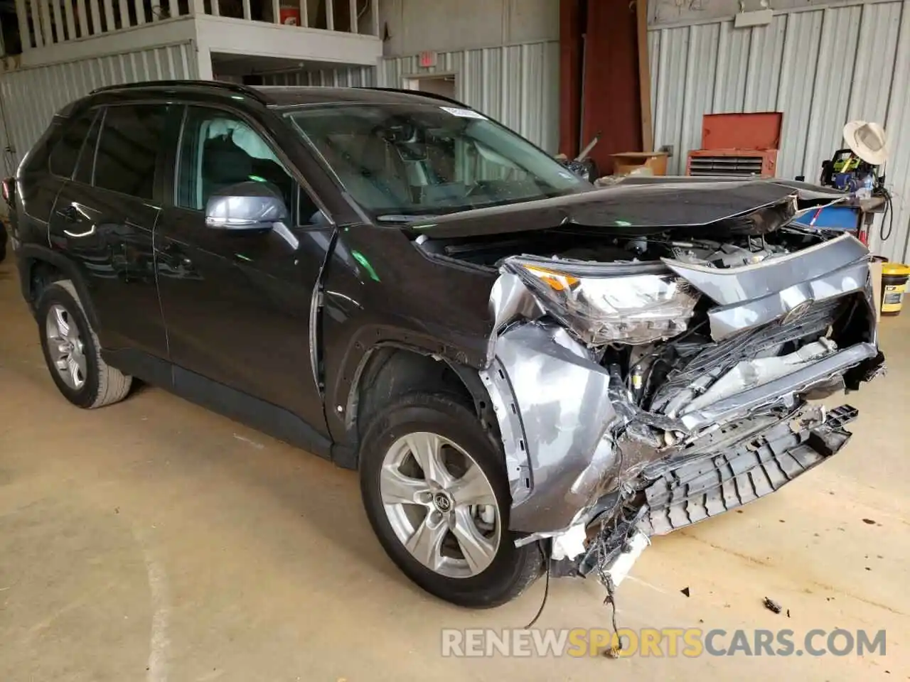 1 Photograph of a damaged car 2T3W1RFV0LC044452 TOYOTA RAV4 2020