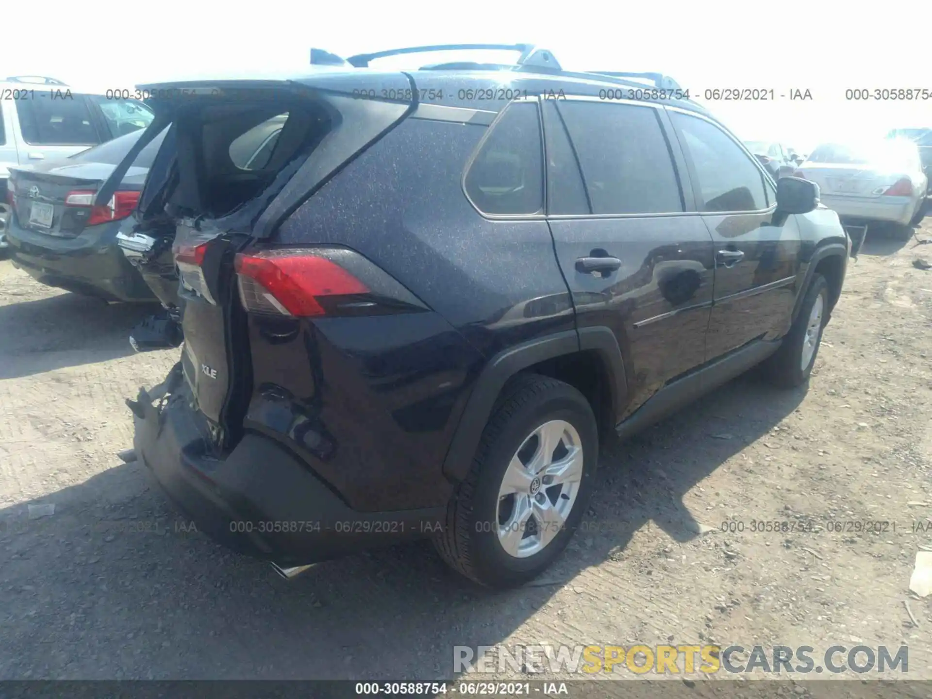 4 Photograph of a damaged car 2T3W1RFV0LC048646 TOYOTA RAV4 2020