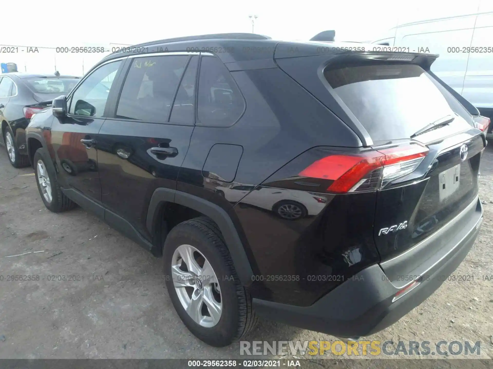 3 Photograph of a damaged car 2T3W1RFV0LC050994 TOYOTA RAV4 2020