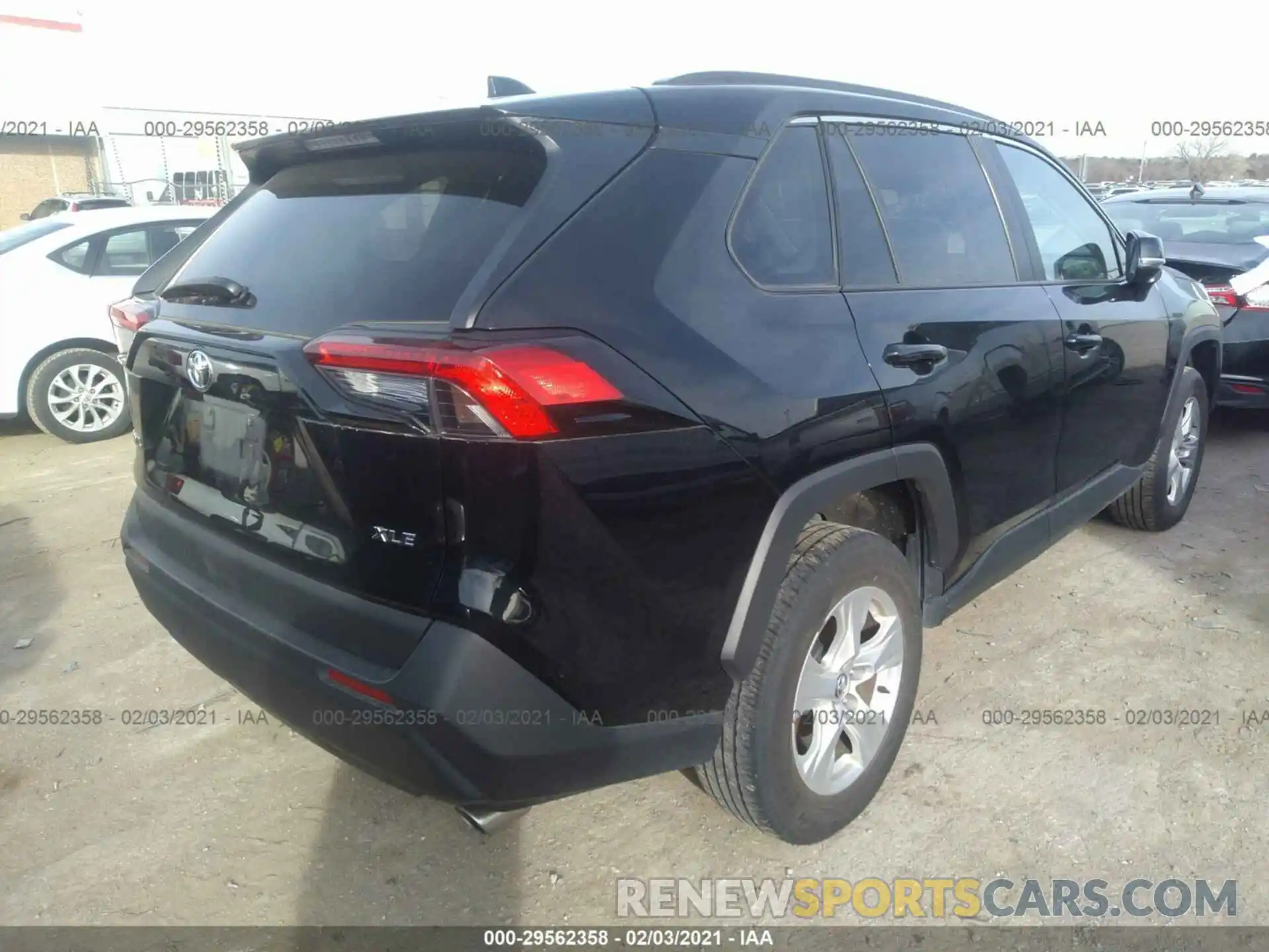 4 Photograph of a damaged car 2T3W1RFV0LC050994 TOYOTA RAV4 2020