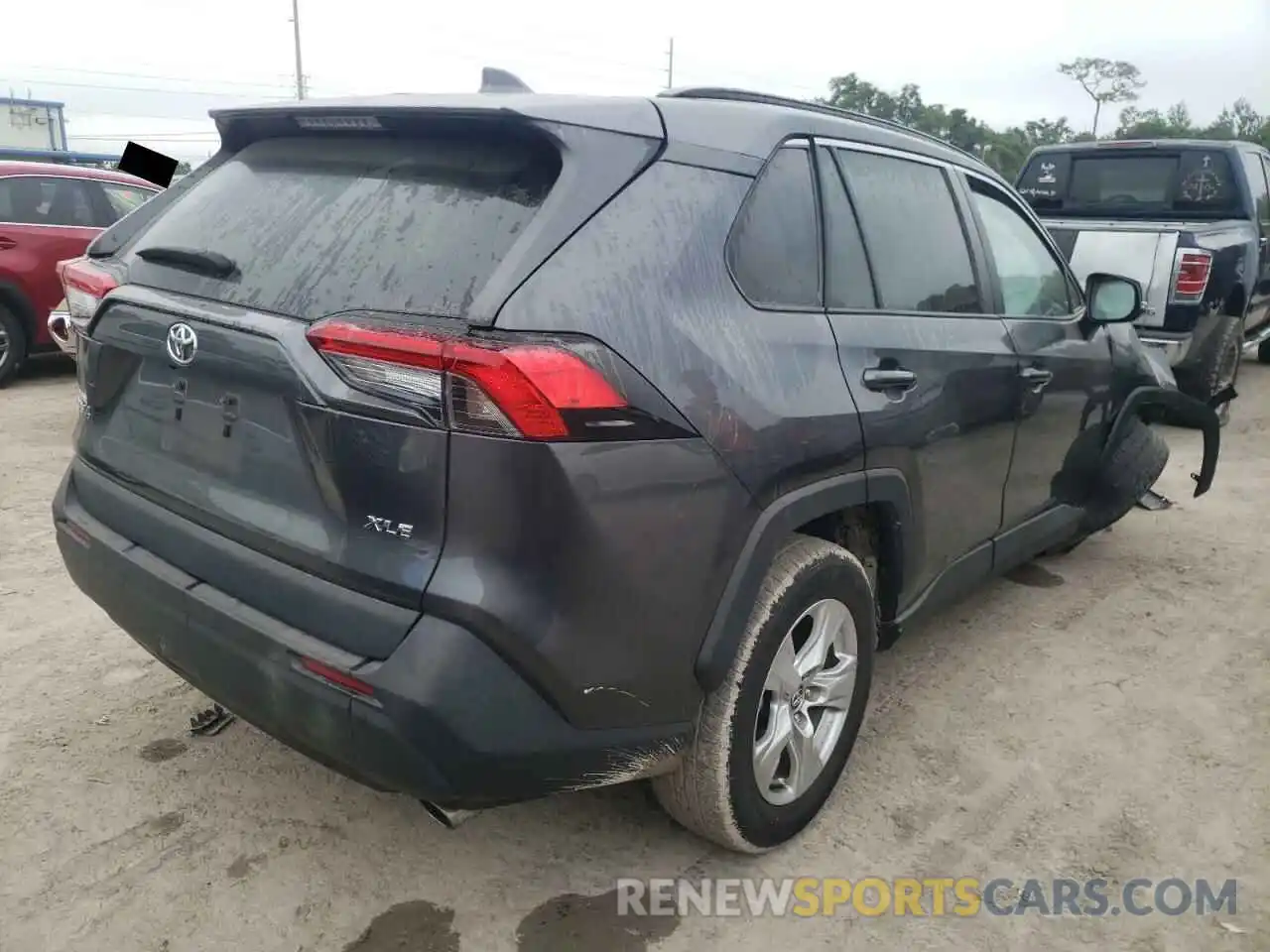 4 Photograph of a damaged car 2T3W1RFV0LC054933 TOYOTA RAV4 2020