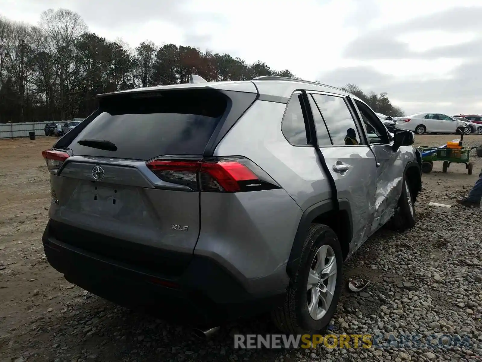 4 Photograph of a damaged car 2T3W1RFV0LC056844 TOYOTA RAV4 2020