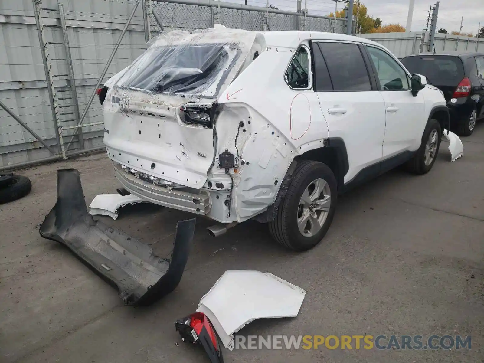 4 Photograph of a damaged car 2T3W1RFV0LC058917 TOYOTA RAV4 2020