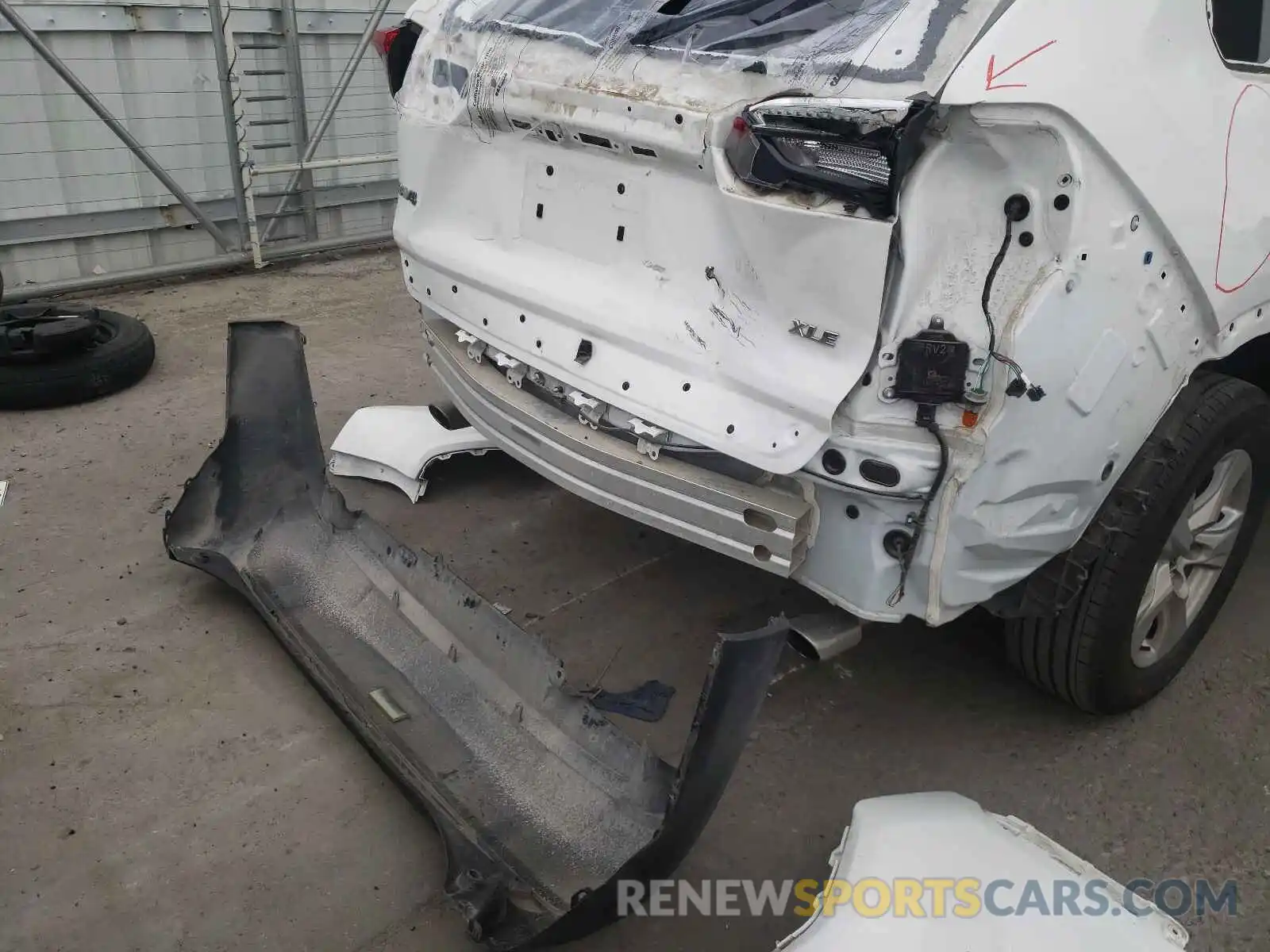 9 Фотография поврежденного автомобиля 2T3W1RFV0LC058917 TOYOTA RAV4 2020