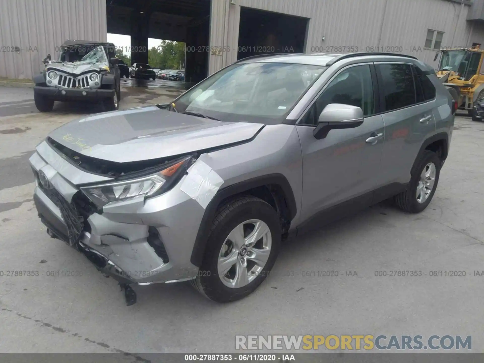 2 Photograph of a damaged car 2T3W1RFV0LC059212 TOYOTA RAV4 2020