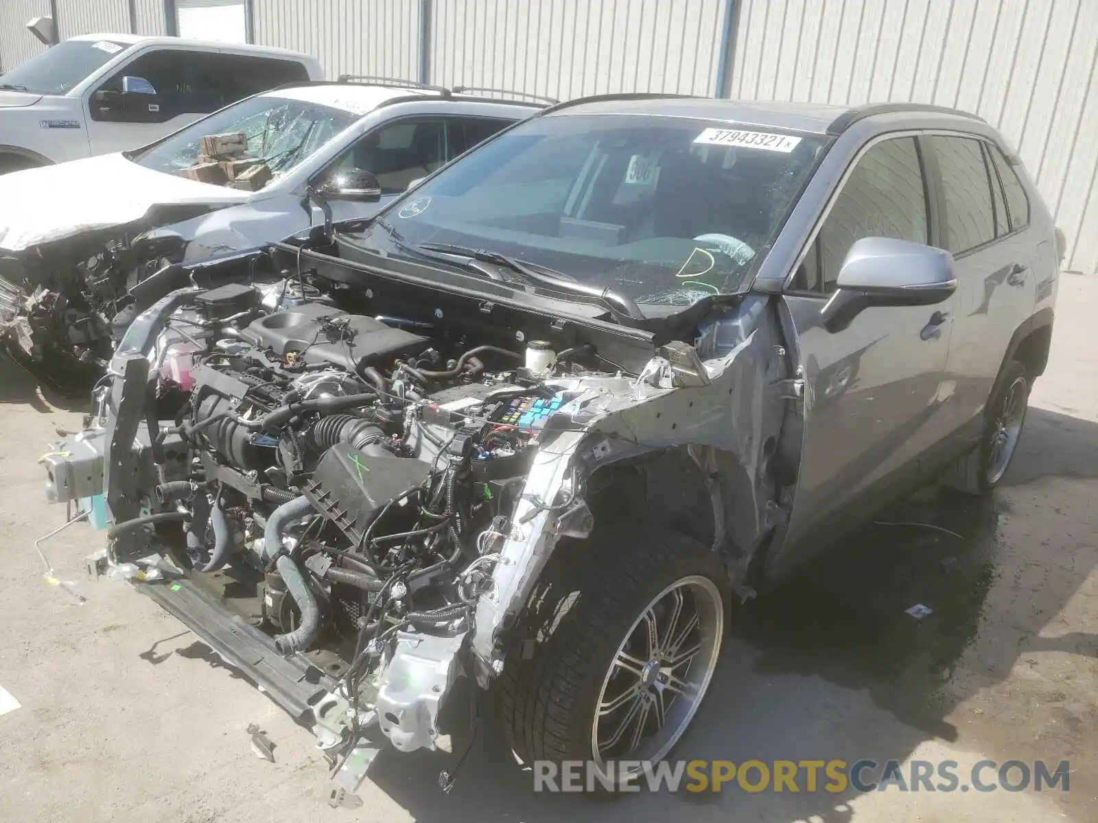 2 Photograph of a damaged car 2T3W1RFV0LC060571 TOYOTA RAV4 2020