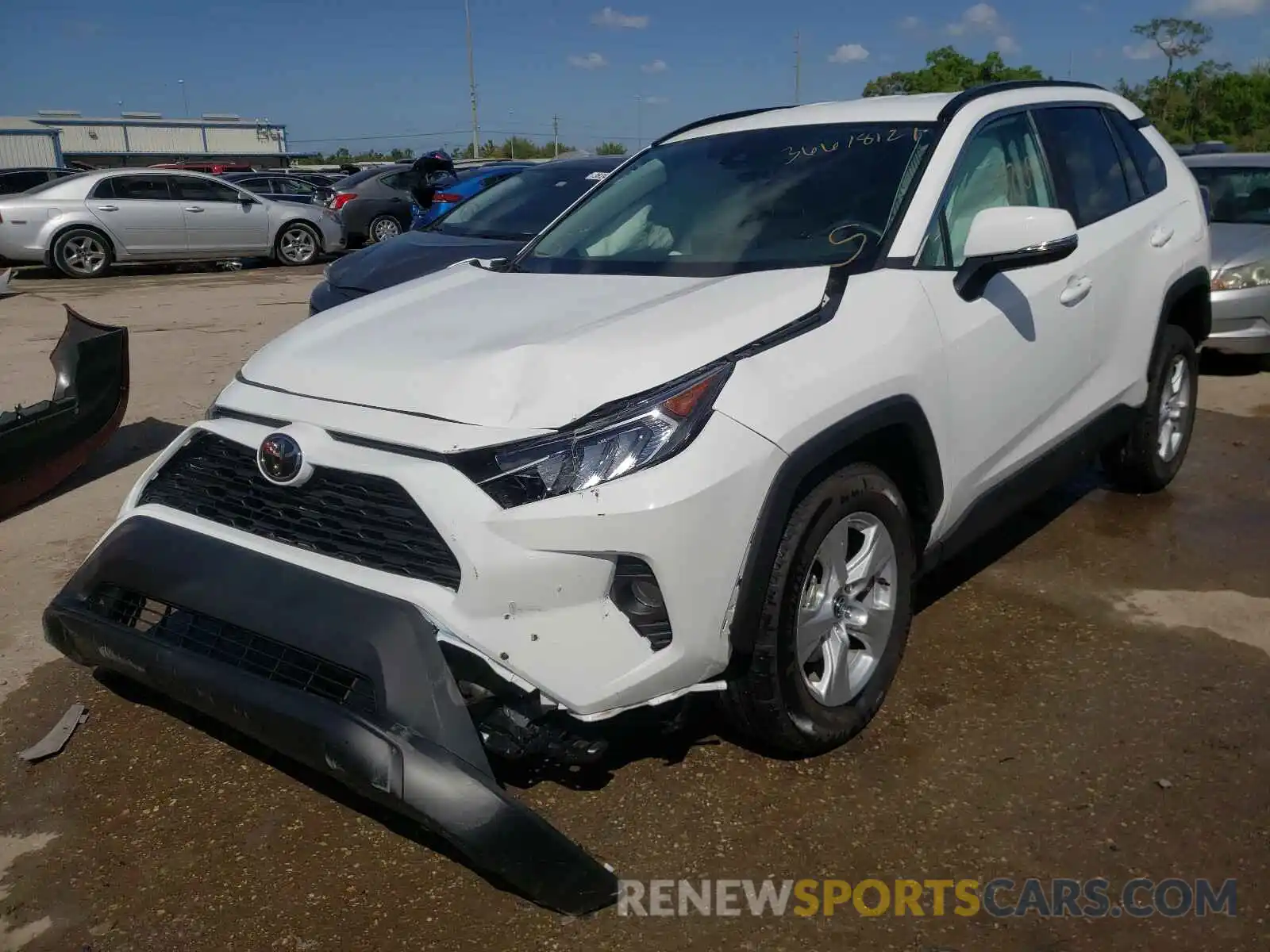 2 Photograph of a damaged car 2T3W1RFV0LC071716 TOYOTA RAV4 2020