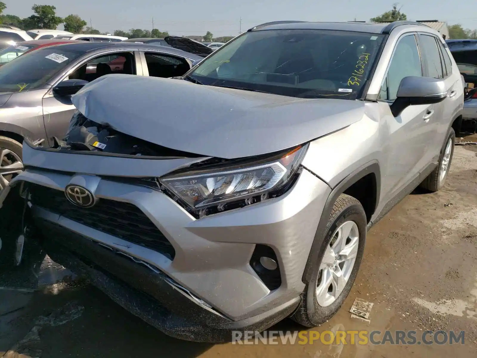 2 Photograph of a damaged car 2T3W1RFV0LC074163 TOYOTA RAV4 2020