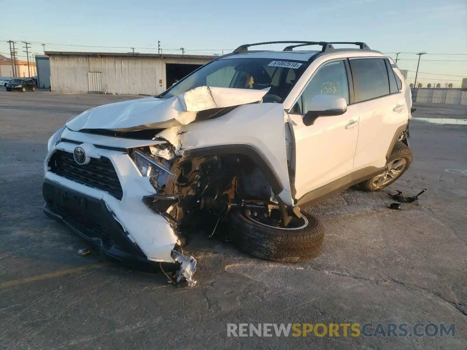 2 Photograph of a damaged car 2T3W1RFV0LC080982 TOYOTA RAV4 2020