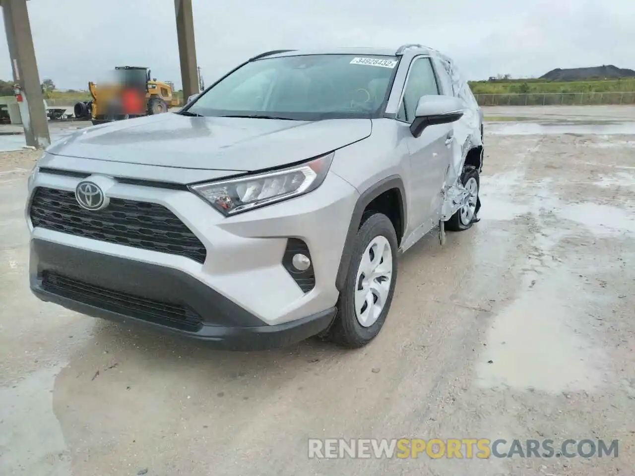 2 Photograph of a damaged car 2T3W1RFV0LW066935 TOYOTA RAV4 2020