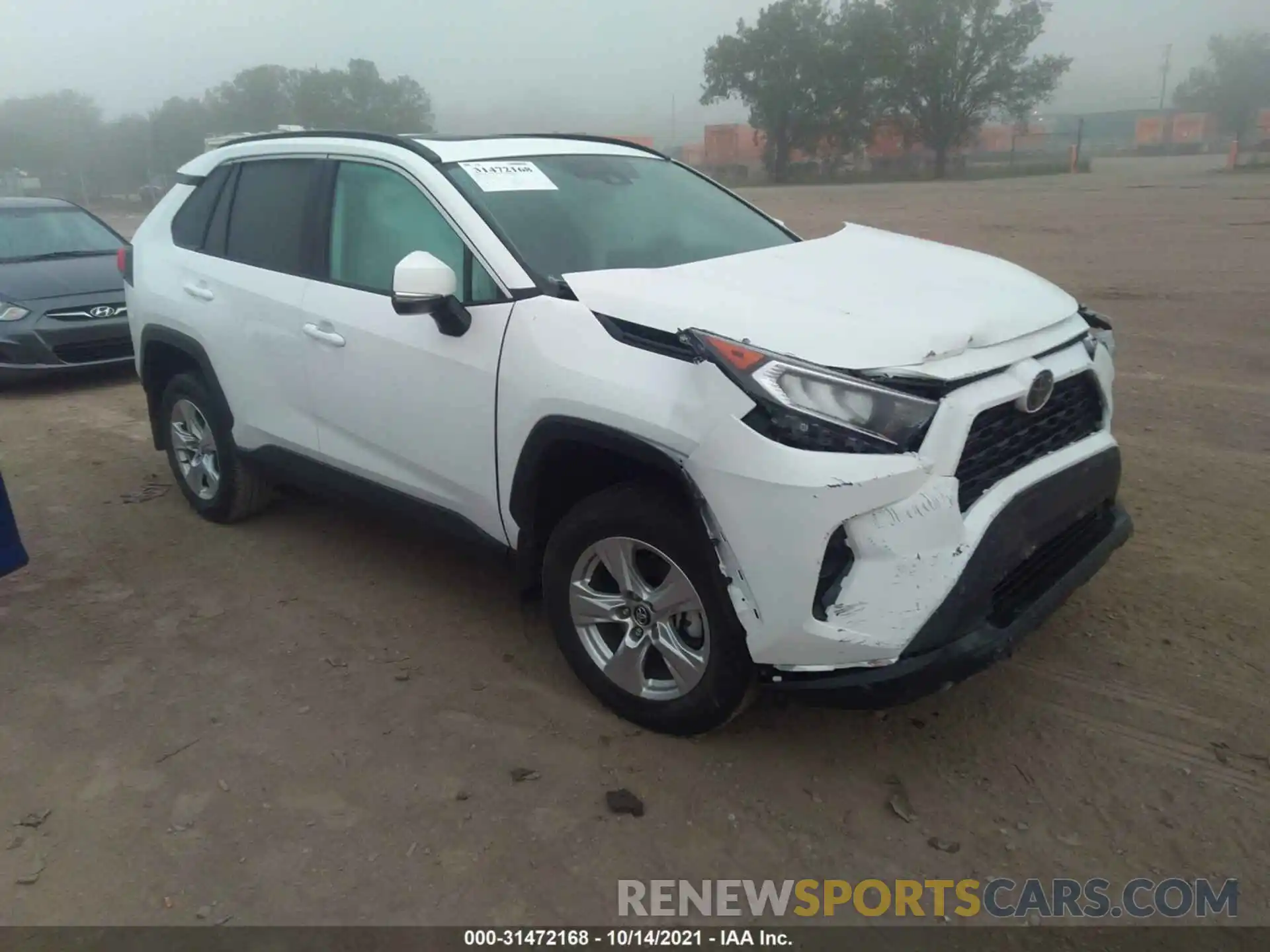 1 Photograph of a damaged car 2T3W1RFV0LW070192 TOYOTA RAV4 2020