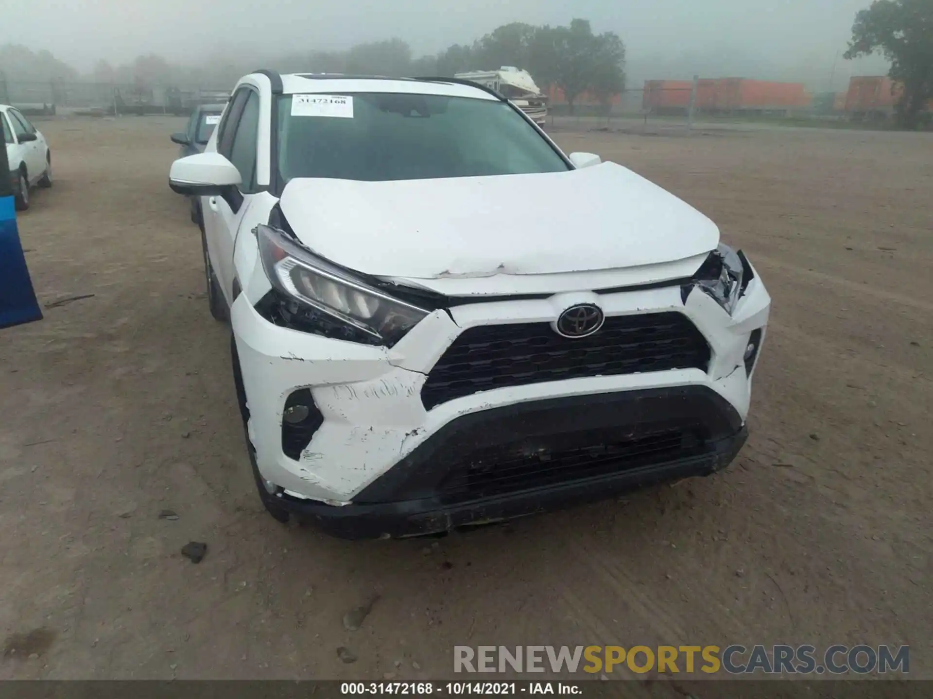 6 Photograph of a damaged car 2T3W1RFV0LW070192 TOYOTA RAV4 2020