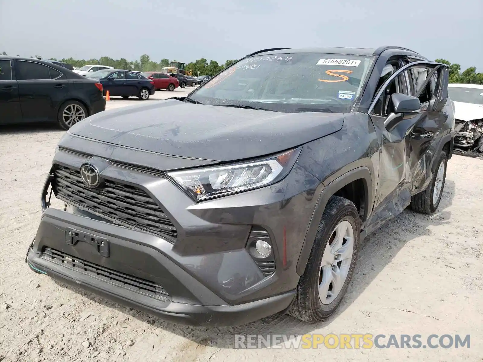 2 Photograph of a damaged car 2T3W1RFV0LW072976 TOYOTA RAV4 2020