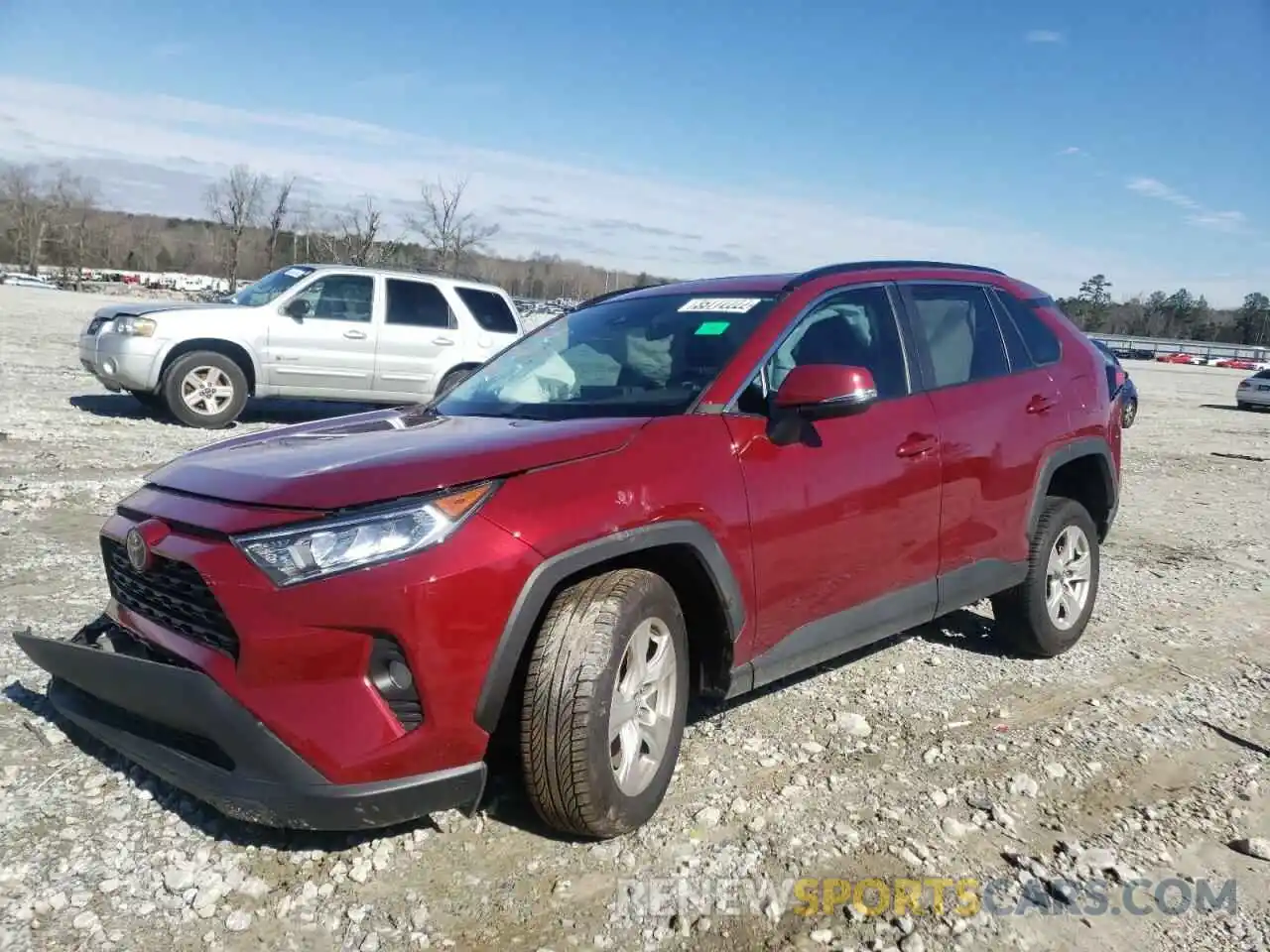 2 Photograph of a damaged car 2T3W1RFV0LW095206 TOYOTA RAV4 2020