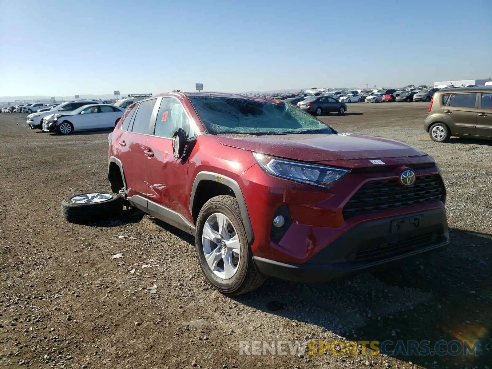 1 Photograph of a damaged car 2T3W1RFV0LW102266 TOYOTA RAV4 2020