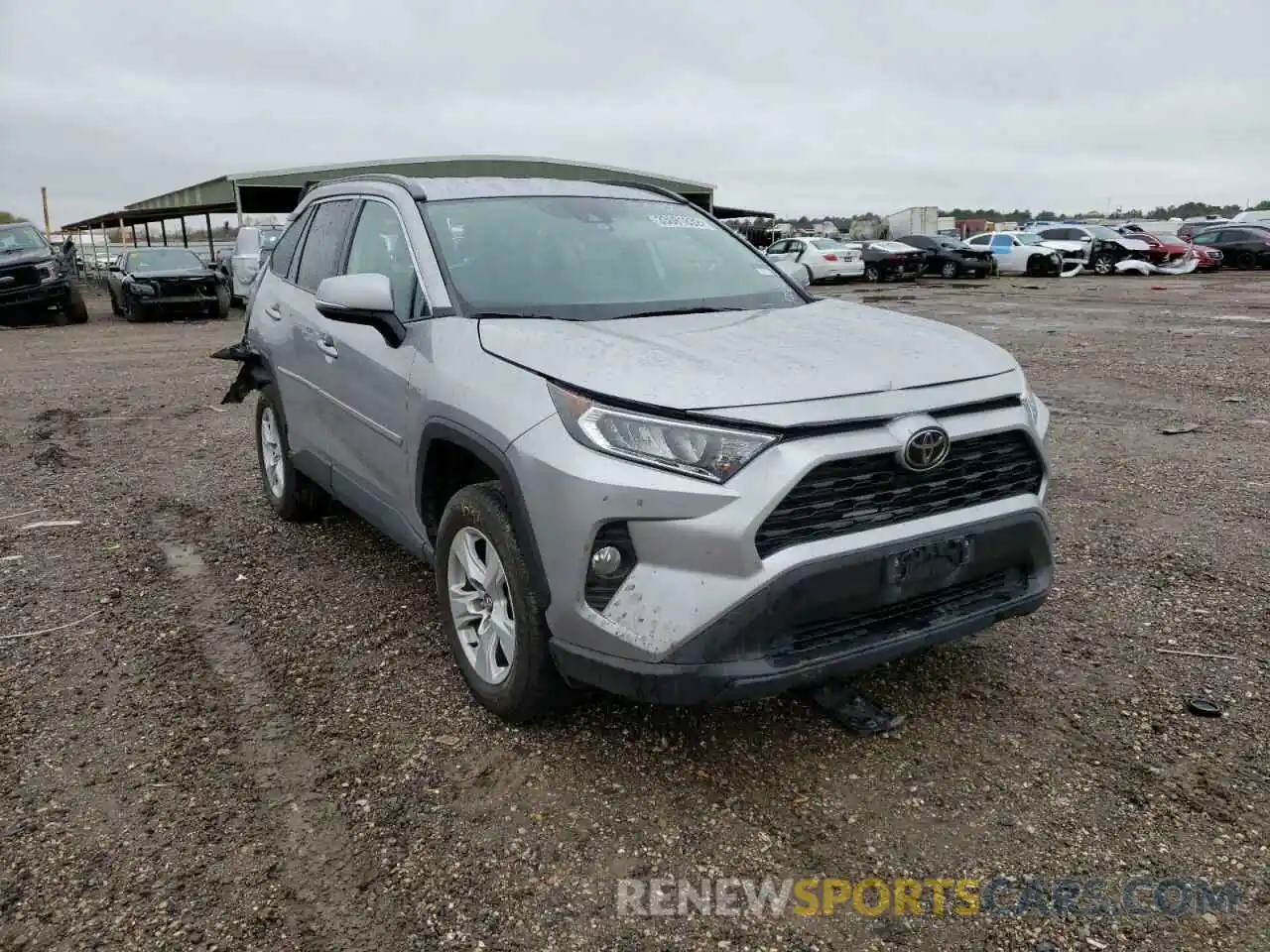 1 Photograph of a damaged car 2T3W1RFV1LC034352 TOYOTA RAV4 2020