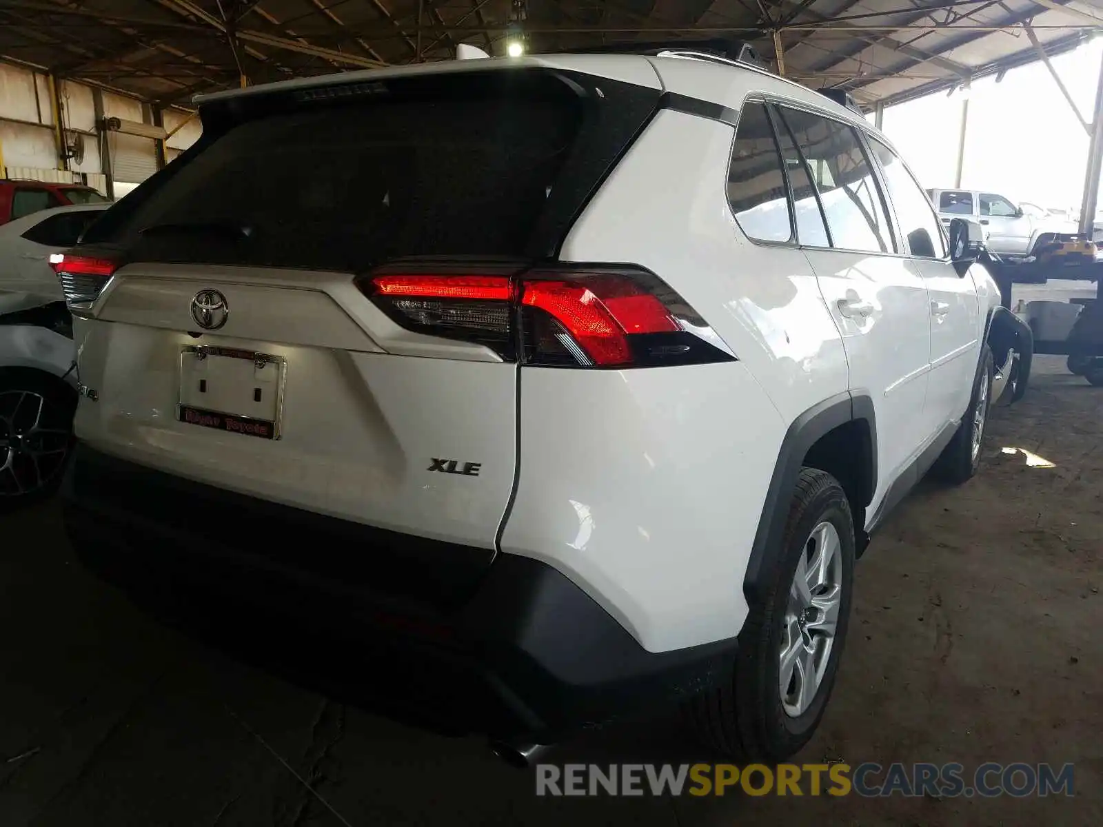 4 Photograph of a damaged car 2T3W1RFV1LC038479 TOYOTA RAV4 2020