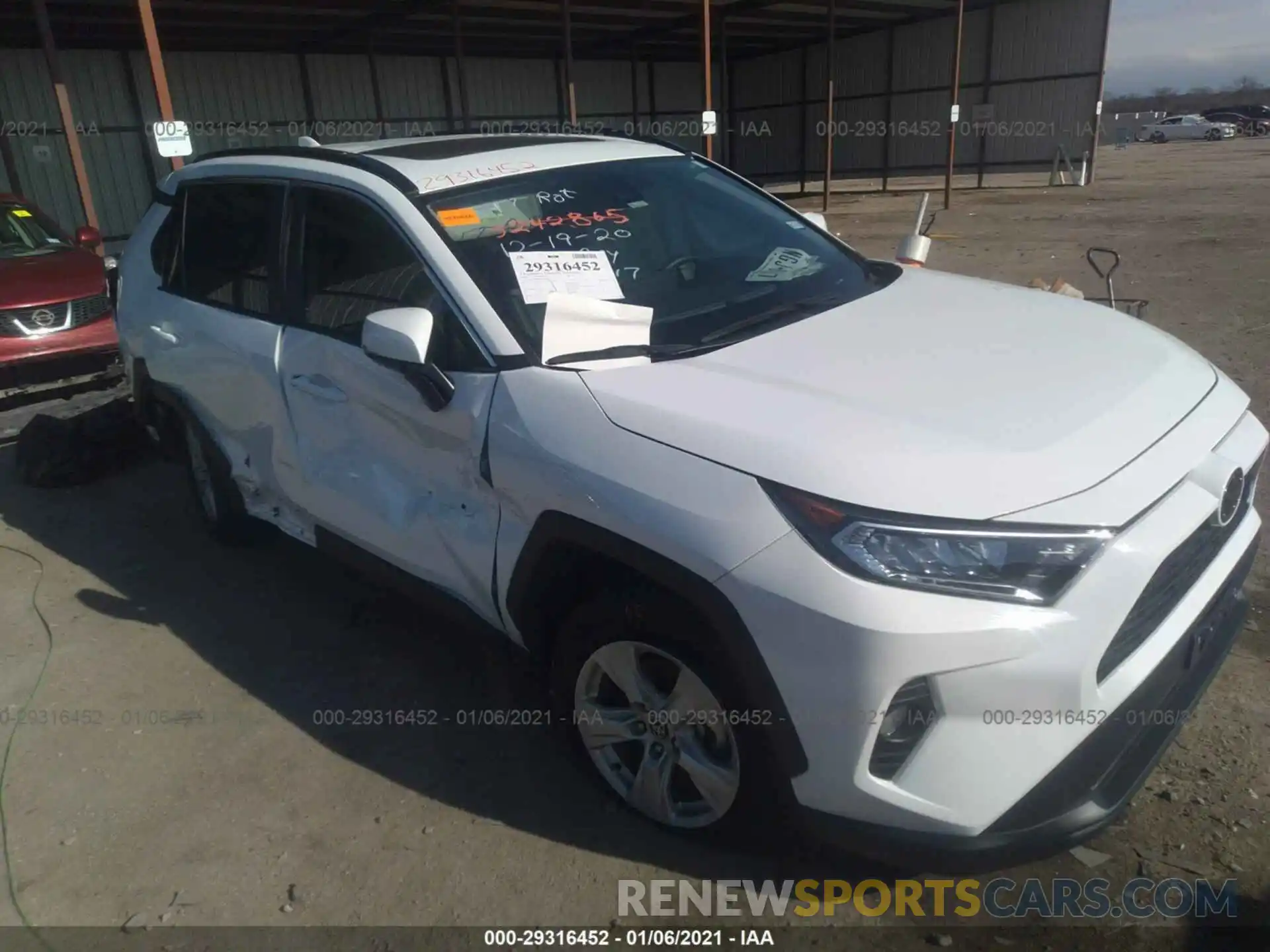 1 Photograph of a damaged car 2T3W1RFV1LC044332 TOYOTA RAV4 2020