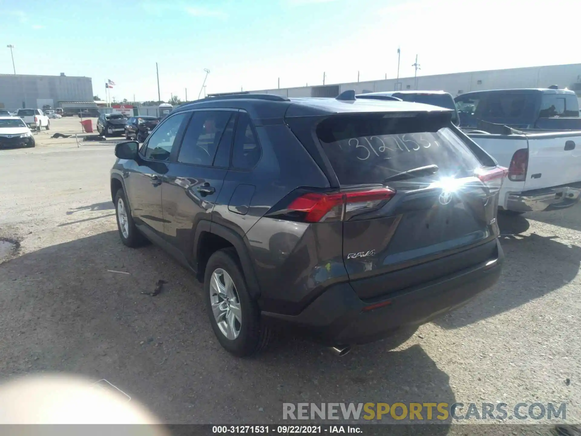 3 Photograph of a damaged car 2T3W1RFV1LC052883 TOYOTA RAV4 2020