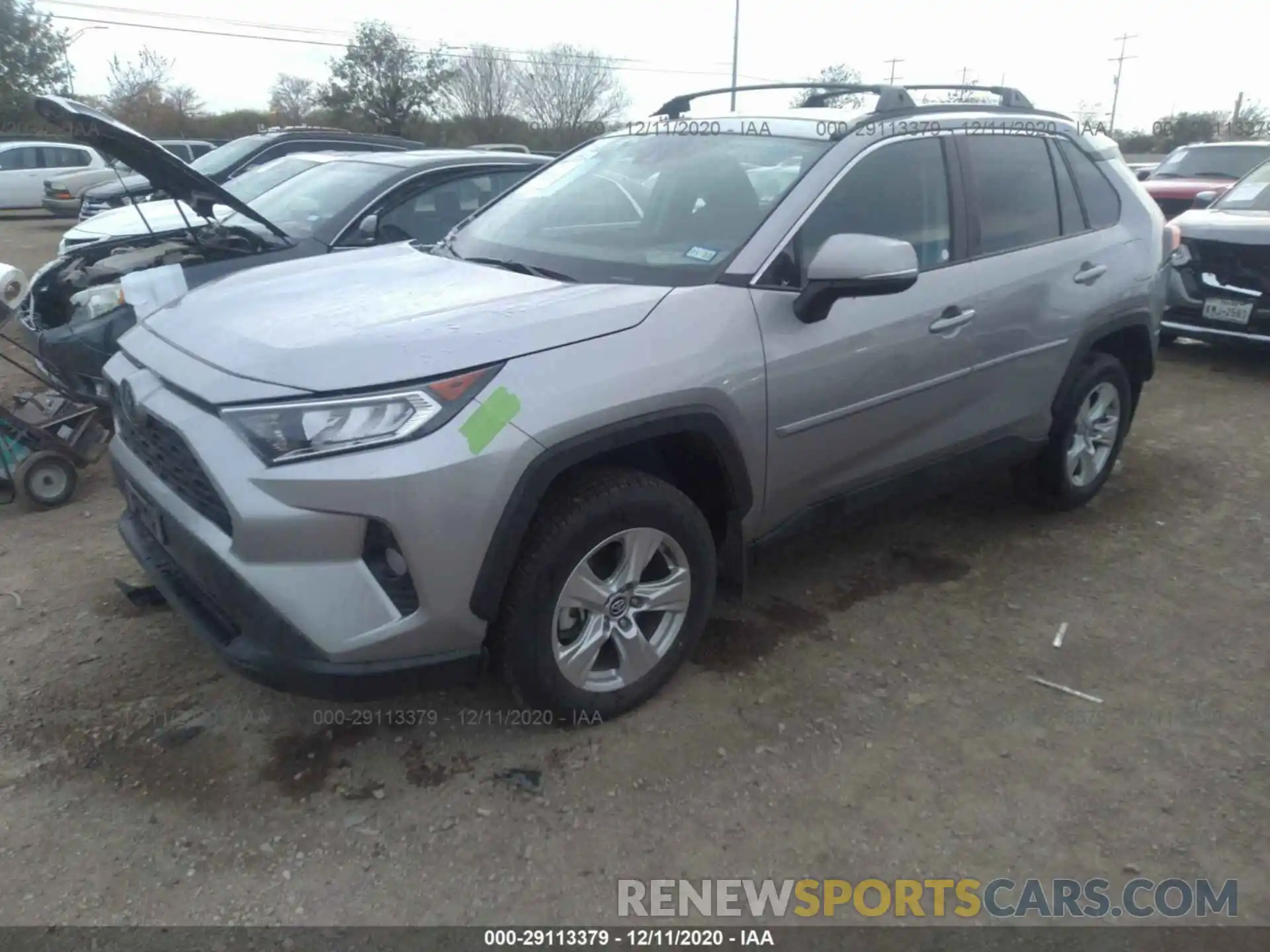 2 Photograph of a damaged car 2T3W1RFV1LC052902 TOYOTA RAV4 2020