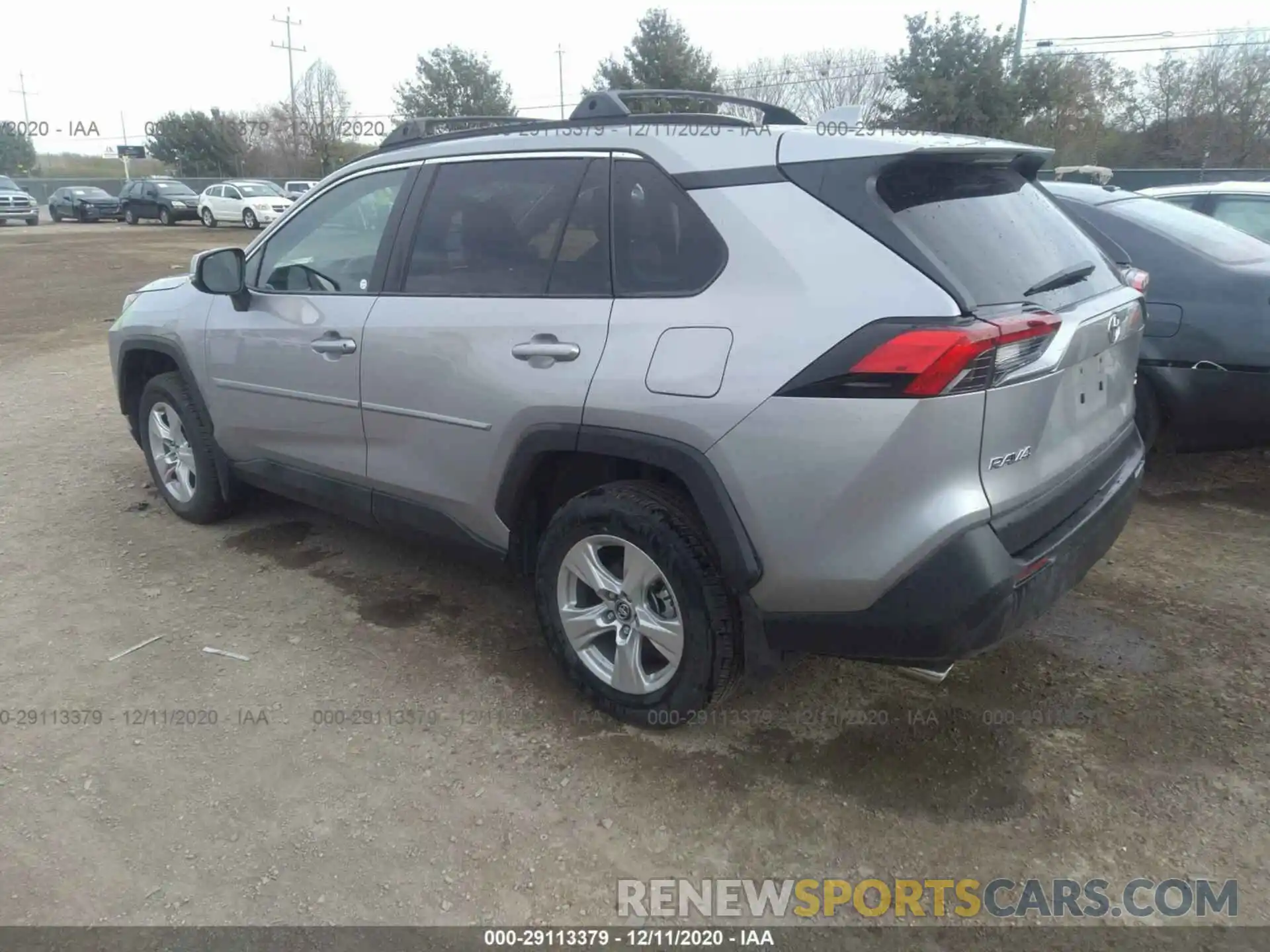 3 Photograph of a damaged car 2T3W1RFV1LC052902 TOYOTA RAV4 2020