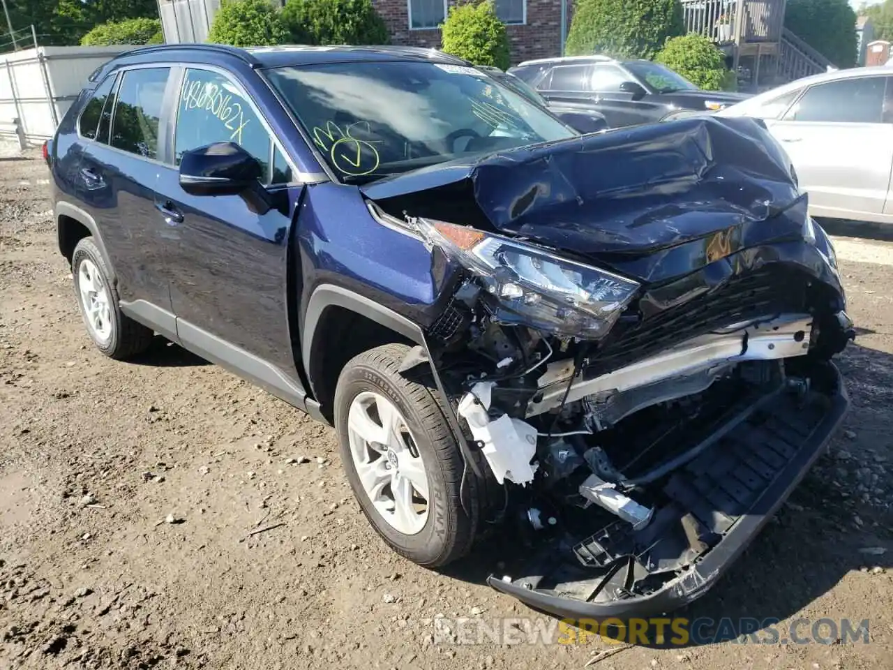 1 Photograph of a damaged car 2T3W1RFV1LC053385 TOYOTA RAV4 2020