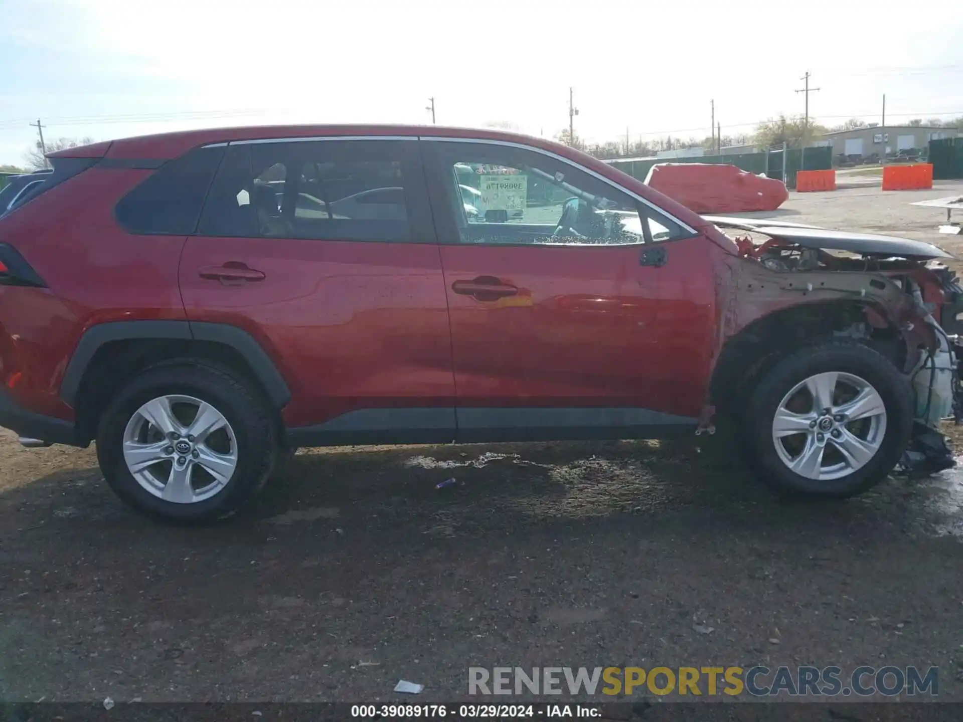 14 Photograph of a damaged car 2T3W1RFV1LC055184 TOYOTA RAV4 2020