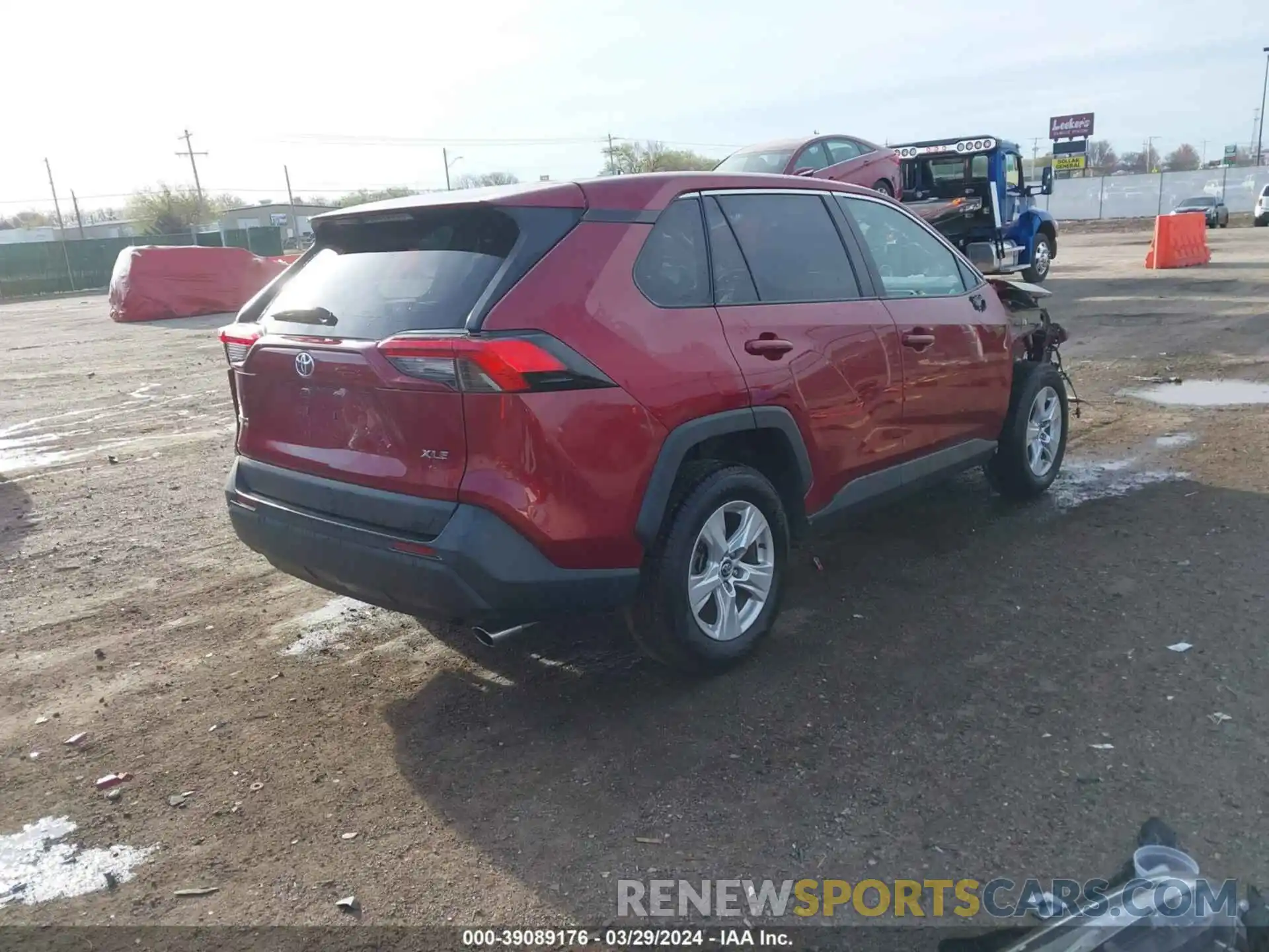 4 Photograph of a damaged car 2T3W1RFV1LC055184 TOYOTA RAV4 2020