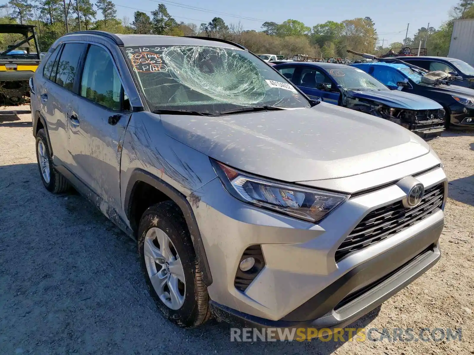 1 Photograph of a damaged car 2T3W1RFV1LC056383 TOYOTA RAV4 2020