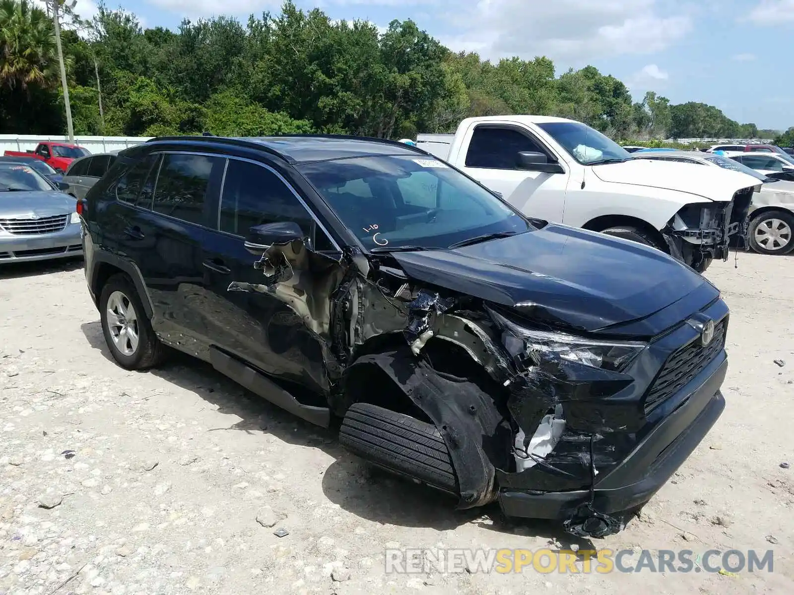 1 Photograph of a damaged car 2T3W1RFV1LC062894 TOYOTA RAV4 2020