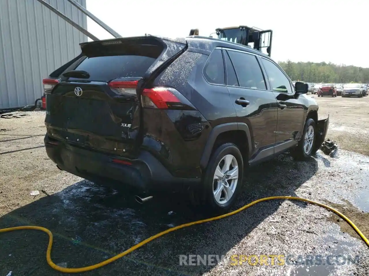 4 Photograph of a damaged car 2T3W1RFV1LC070607 TOYOTA RAV4 2020