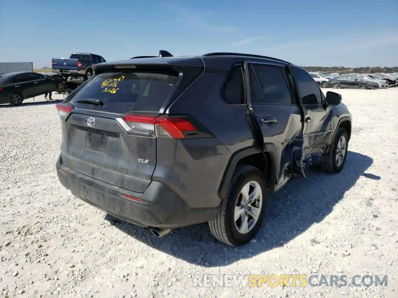 4 Photograph of a damaged car 2T3W1RFV1LC072423 TOYOTA RAV4 2020