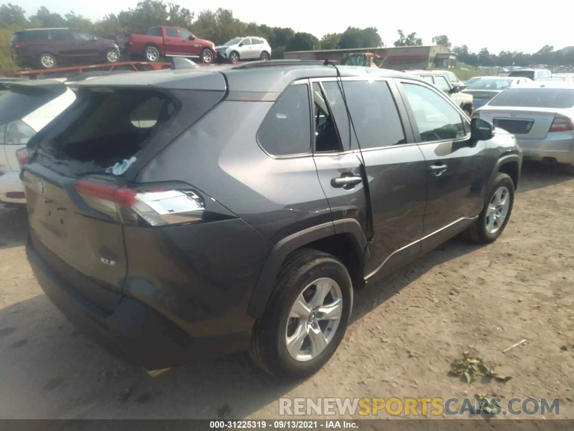 4 Photograph of a damaged car 2T3W1RFV1LC073510 TOYOTA RAV4 2020