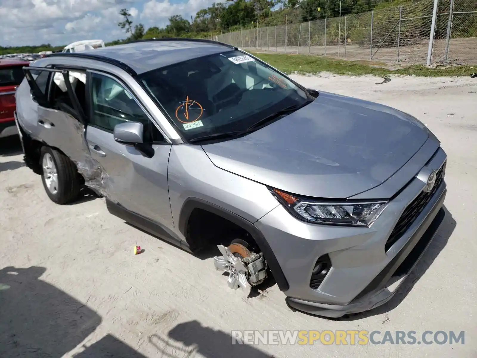 1 Photograph of a damaged car 2T3W1RFV1LC077430 TOYOTA RAV4 2020